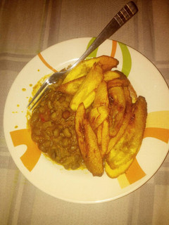 A picture of Beans and Fried Plantain.