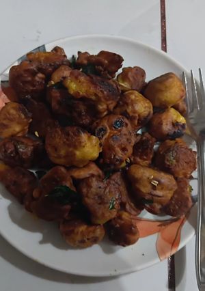 A picture of Cauliflower Pakoda.