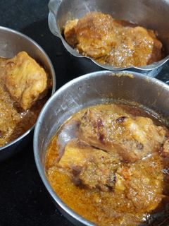 চিকেন কষা(Chicken kosha recipe in Bengali) রেসিপির প্রধান ছবি