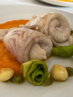 Una foto de Gallo con calabaza y calabacín 🐟🎃🥒