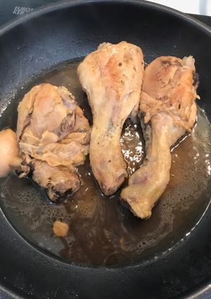 Hình của món Đùi gà rôti.