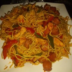 A picture of Spaghetti baloney.