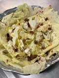Salade Castelfranco au roquefort, raisins et persil’algues