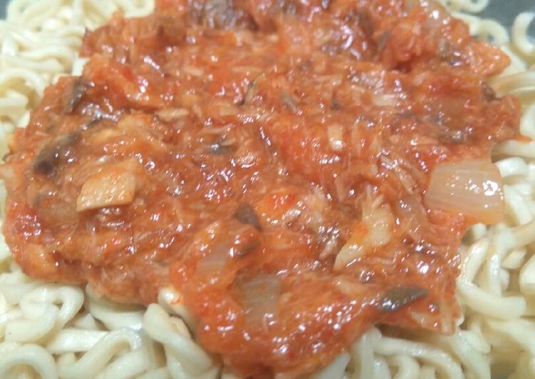 Mie keriting bumbu spaghetti