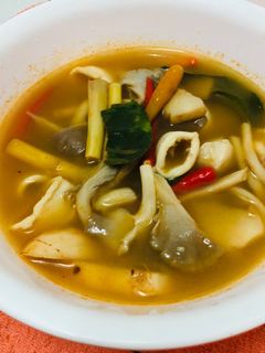 รูปของ ต้มยำทะเล หม้อหุงข้าว