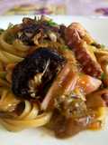 Linguine con Funghi Porcini, Tentacoli di Seppie e Pomodorini