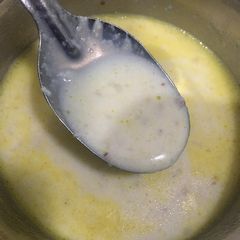A picture of Besan wala dudh.