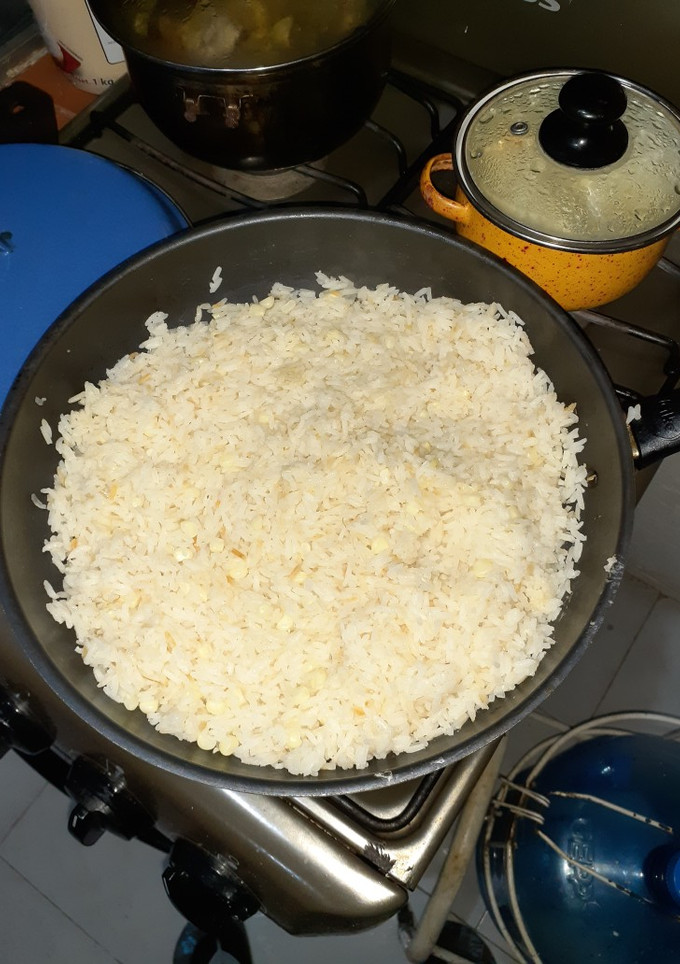 Una foto de Arroz con elote