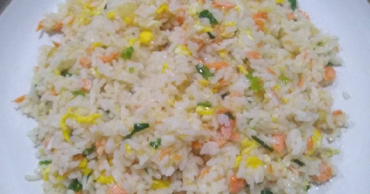 Resep Nasi Goreng Salmon Oleh Desta Els Cookpad