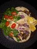 Tacos de Bistek al Pesto con Almendras y Espinacas