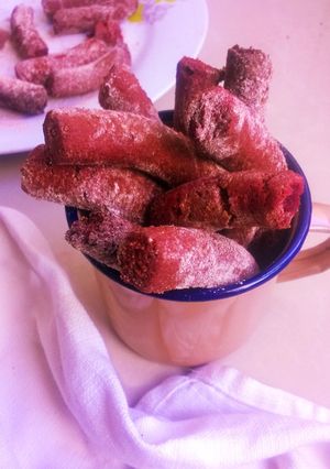 A picture of Red Velvet Spanish Churros.
