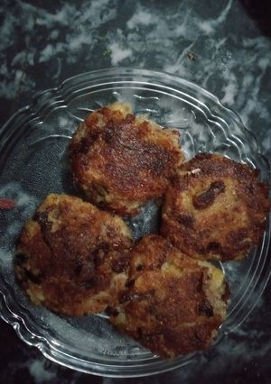 A picture of Aloo tikki.