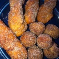 A picture of EASY Churro Donut Holes and Twists.