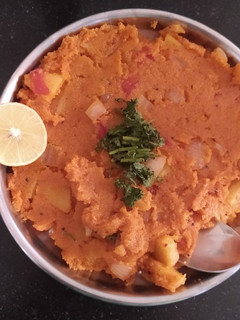 વેજીટેબલ મસાલા ઉપમા (Vegetable Masala Upma Recipe In Gujarati) રેસીપી મુખ્ય ફોટો
