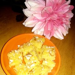 A picture of Mango Barfi.