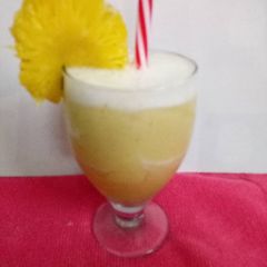 A picture of Pineapple & banana mocktail.