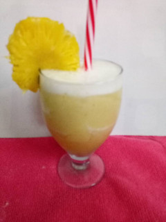 A picture of Pineapple & banana mocktail.