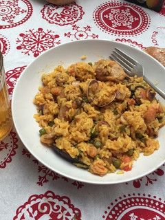 Una foto de Arroz con todo
