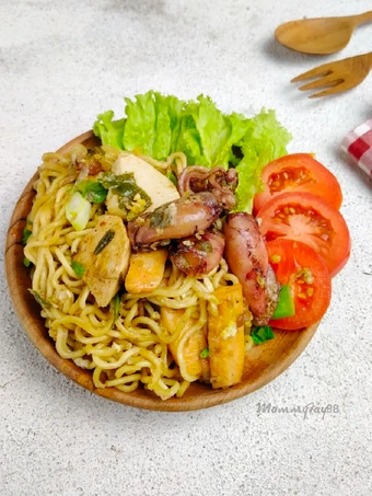Langkah Mudah untuk Membikin Resep Mie Tek Tek Seafood yang Menggugah Selera Anti Ribet, Bisa Manjain Lidah