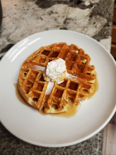 A picture of Vavo's Crispy Meringue Waffles.