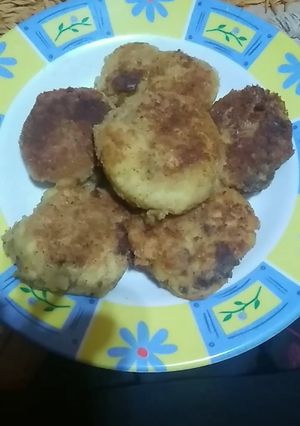 A picture of Loaded mash potato patties.