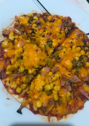 Una foto de Pizza de tortilla de harina, al sartén