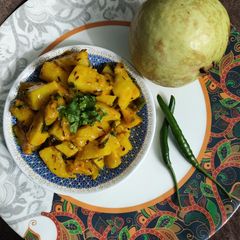 Amrud Ki Khatti Meethi Sabji A picture of Amrud Ki Khatti Meethi Sabji.