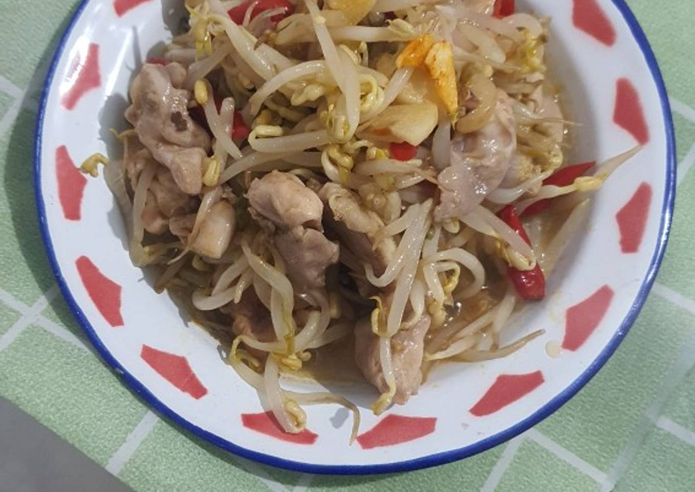 Tumis ayam toge tanpa minyak ala fe
