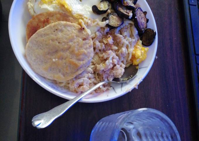 Noodles, burgul, eggplant, burgers and eggs