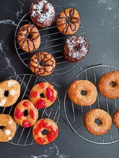 Una foto de Donuts caseros semi integrales al horno