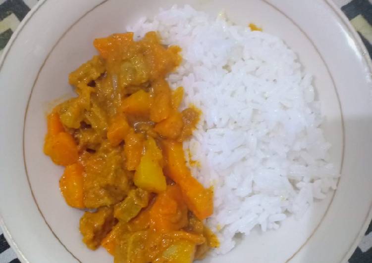 Cara Gampang Membuat Beef curry rice praktis yang Enak Banget