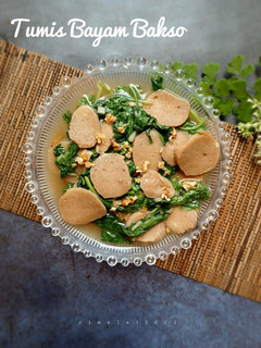 Foto resep Tumis Bayam Bakso
