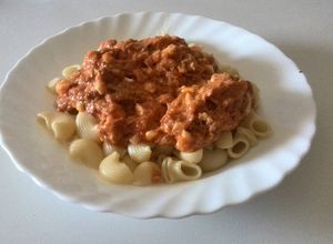 Una foto de Pasta tiburón con Atún
