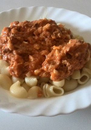Una foto de Pasta tiburón con Atún