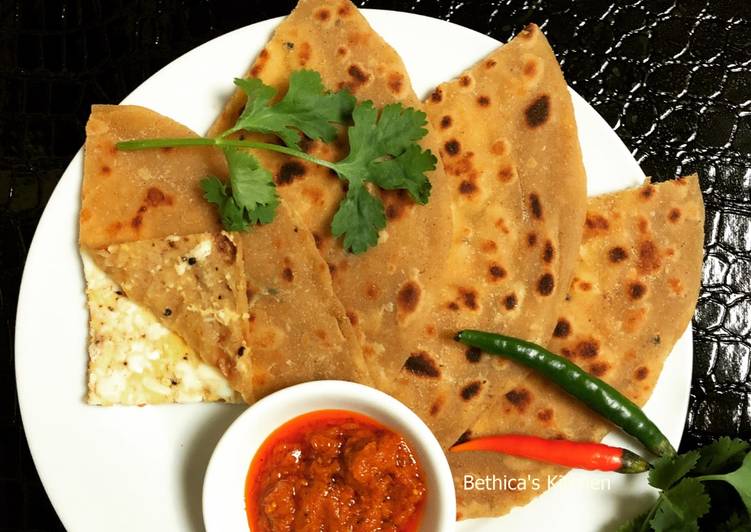 Stuffed Egg Paratha