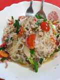 Classic Thai Glass Noodle Salad (Yum Woon Sen)