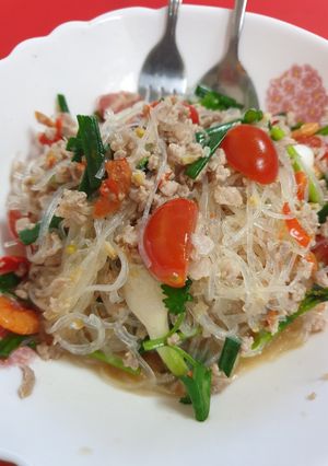 A picture of Classic Thai Glass Noodle Salad (Yum Woon Sen).