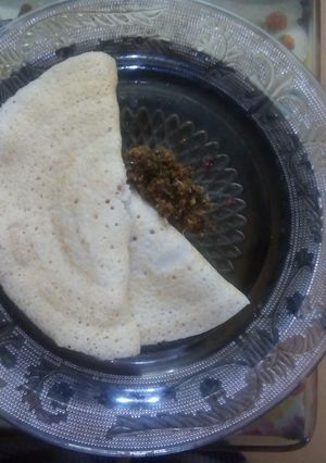 A picture of Garlic Chutney.