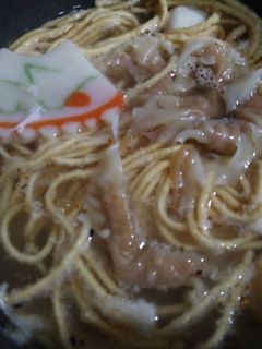 鍋燒餛飩意麵 的食譜成品照片