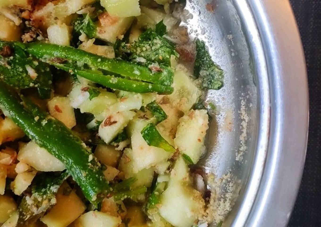 5 Minute Maharashtrian Cucumber Salad (Khamang Kakdi)