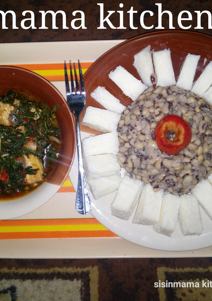 A picture of Yam & Beans with marghi source.