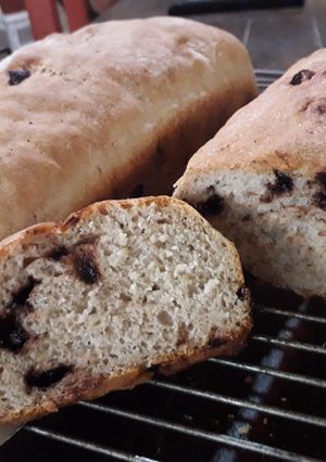 Una foto de Pan de Canela y chips de chocolate. (amasado en panificadora)