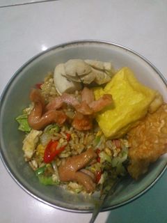 Foto resep Nasi goreng sayur bumbu iris simple