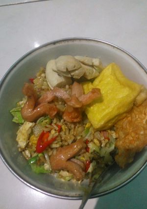 Foto resep Nasi goreng sayur bumbu iris simple