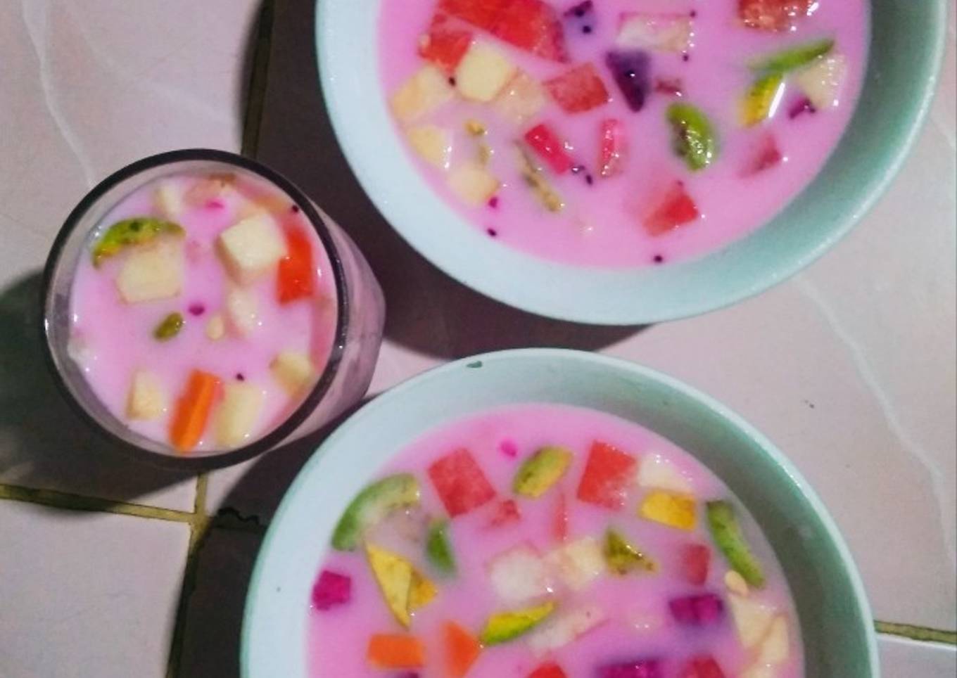 Sup buah menggugah selera
