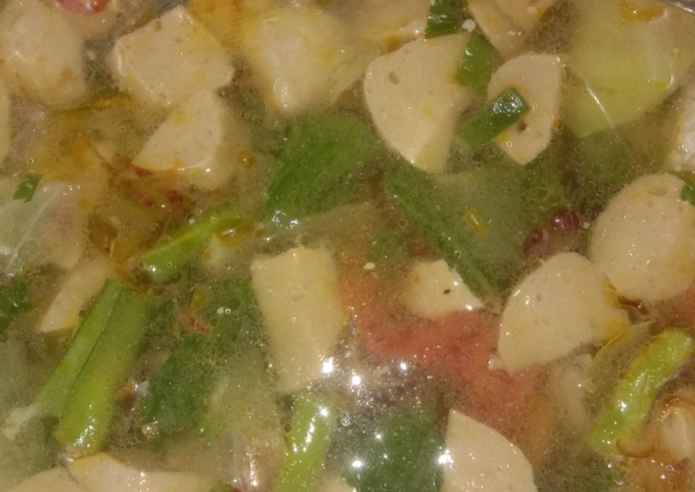 Sop sayuran plus baso
