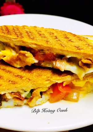 Hình của món Bánh Mì Lạt Thập Cẩm.