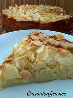 Una foto de Tarta de manzana y almendras