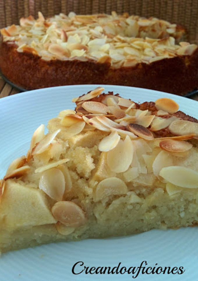 Una foto de Tarta de manzana y almendras