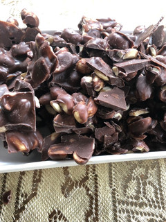 Una foto de Maní con chocolate 🍫